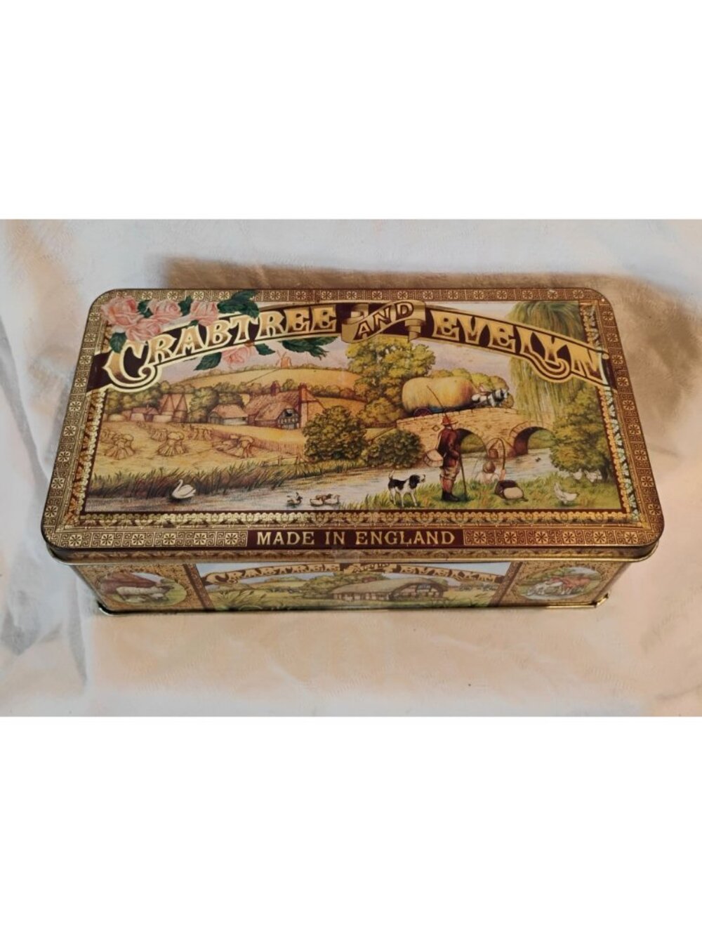 Crabtree & Evelyn Metal Tin Box Storage English Countryside England Vintage 1992 - Picture 2 of 12